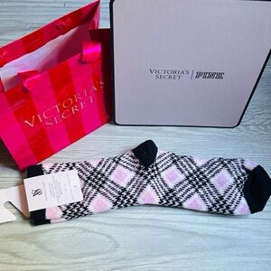 💕 Plaid Cozy Fleece Socks Victoria Secret One Size NWT